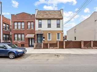 2020 Bleecker St, Flushing, NY