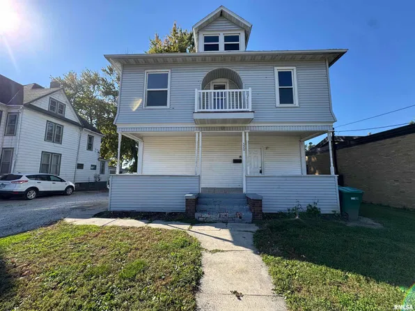 320 N McArthur St, Macomb, IL 61455