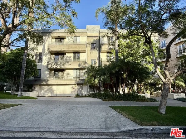 450 N Oakhurst Dr APT 304, Beverly Hills, CA 90210