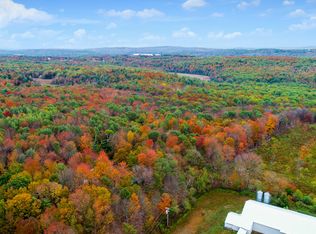 17 Boons Trail Ln, Winthrop, ME 04364