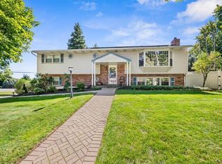 2 Forestdale Ave, Monroe, NY 10950