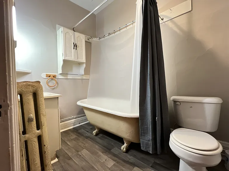 1262 University Ave #3 — Photo 5