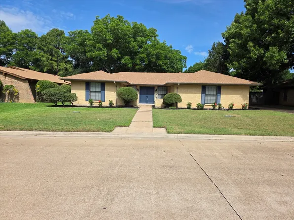 1507 Clover Hill Rd, Mansfield, TX 76063