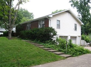 1924 E Blue Ridge Blvd, Kansas City, MO 64146