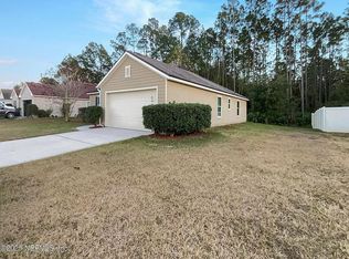 11557 Carson Lake Dr, Jacksonville, FL 32221
