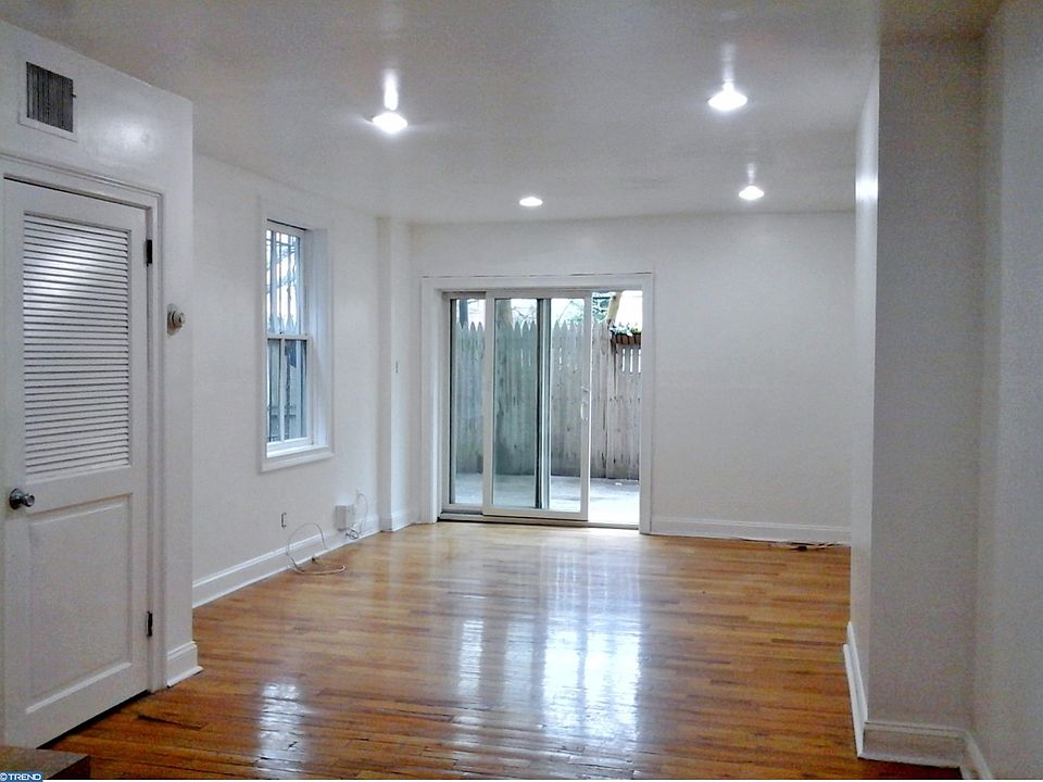 1st image of 2814 Poplar St #1