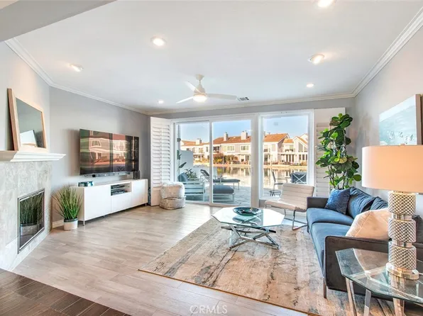 16091 Saint Croix Cir, Huntington Beach, CA 92649