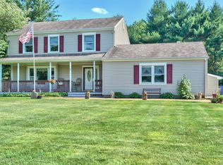 21 Wyncrest Ln, Tinton Falls, NJ 07753