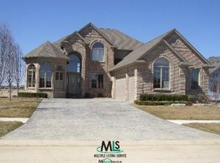 50697 Nesting Rdg, Update, MI 48044