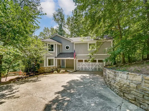 358 N Alpha Bellbrook Rd, Dayton, OH 45434