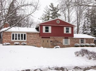 4360 Powder Horn Dr, Dayton, OH 45432