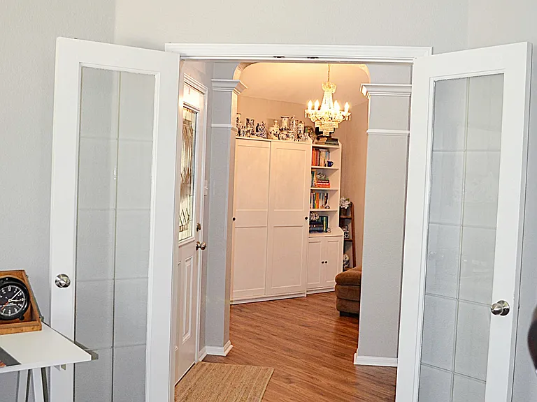 204 Crowfoot Dr — Photo 7