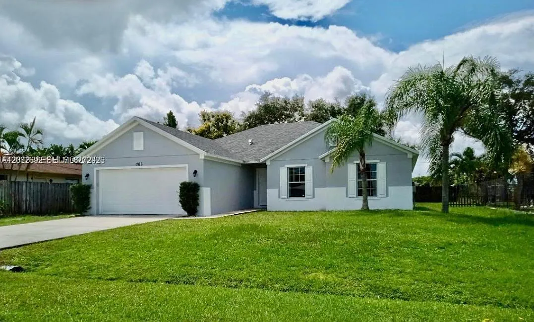 Port St Lucie Section 6 — Photo 1