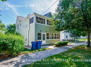822 California St NW #1, Grand Rapids, MI 49504