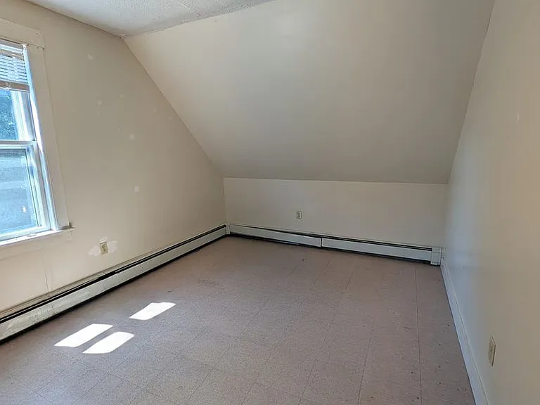 306 N. Main St. — Photo 5