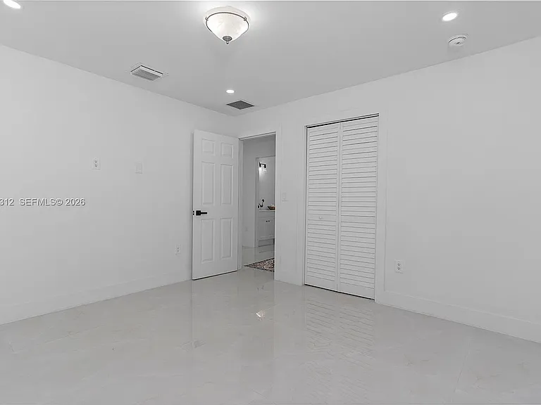 1473 NE 30th Ct — Photo 26