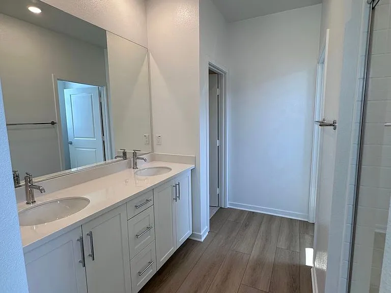5954 Catskills Ct — Photo 9