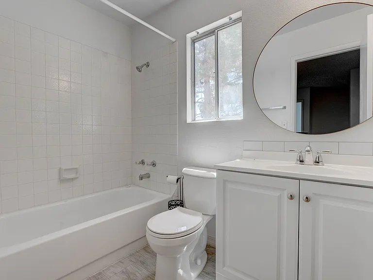 5519 Myron Cir — Photo 24