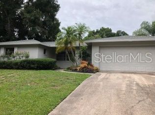 2490 Wisteria St, Sarasota, FL 34239