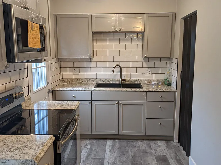 3036 Mohican Ave — Photo 2