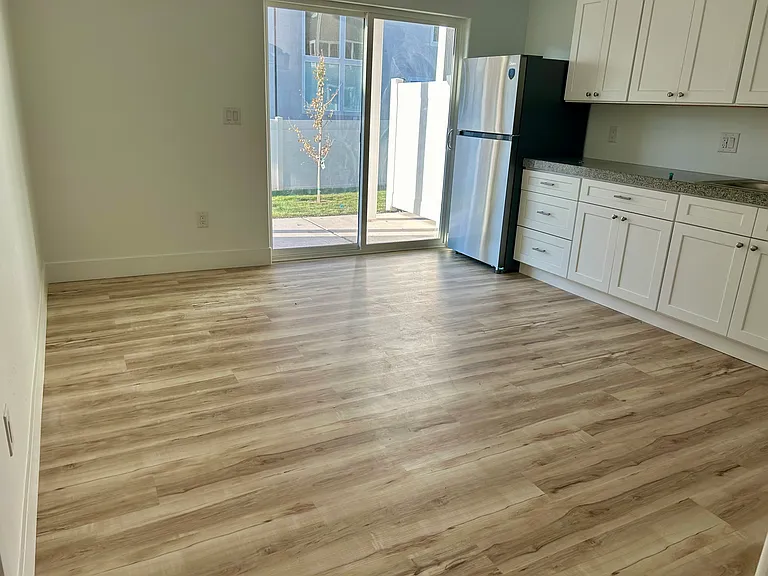 1313 W Caine Dr — Photo 6