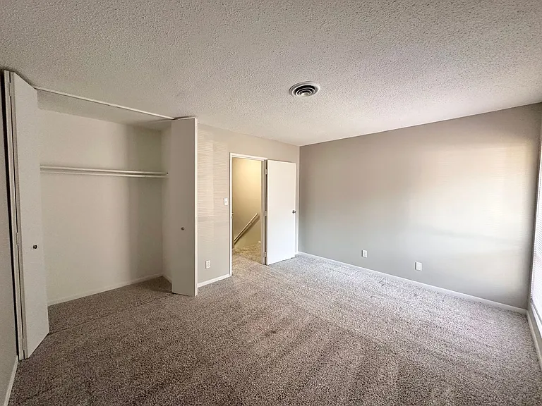 The Hammond Apartments — Photo 129