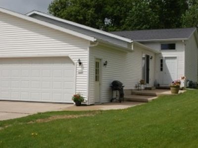 130 Steeplechase Ln, Beaver Dam, WI, 53916