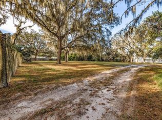 1319 Vance Rd, Plant City, FL 33566