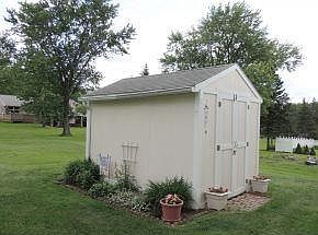 2nd image of 920 Dellapenna Dr