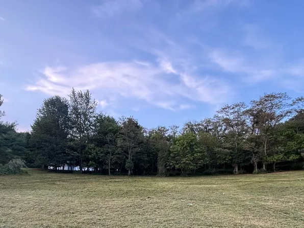 100 Lake Ridge Dr Lot 10, Lancaster, KY 40444