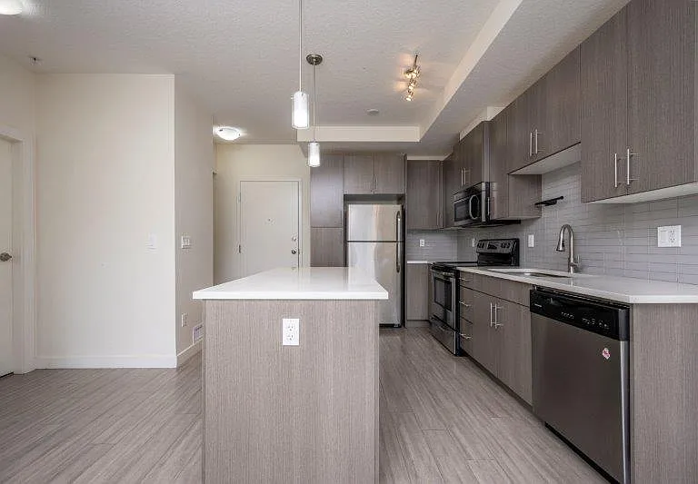 15233 1st St SE #213 — Photo 2