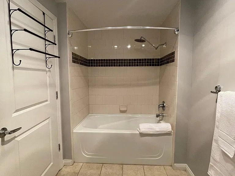 850 Beech St #614 — Photo 18