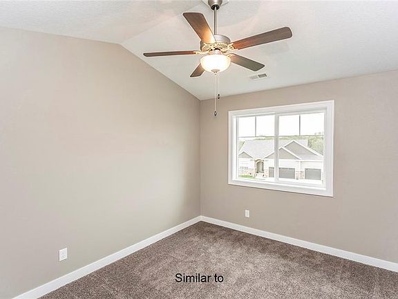 5th image of 10035 Thorne Dr