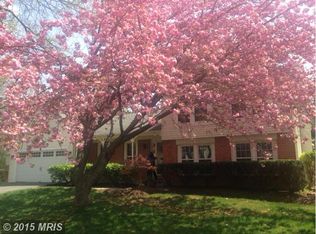 13 Rock Falls Ct, Rockville, MD 20854