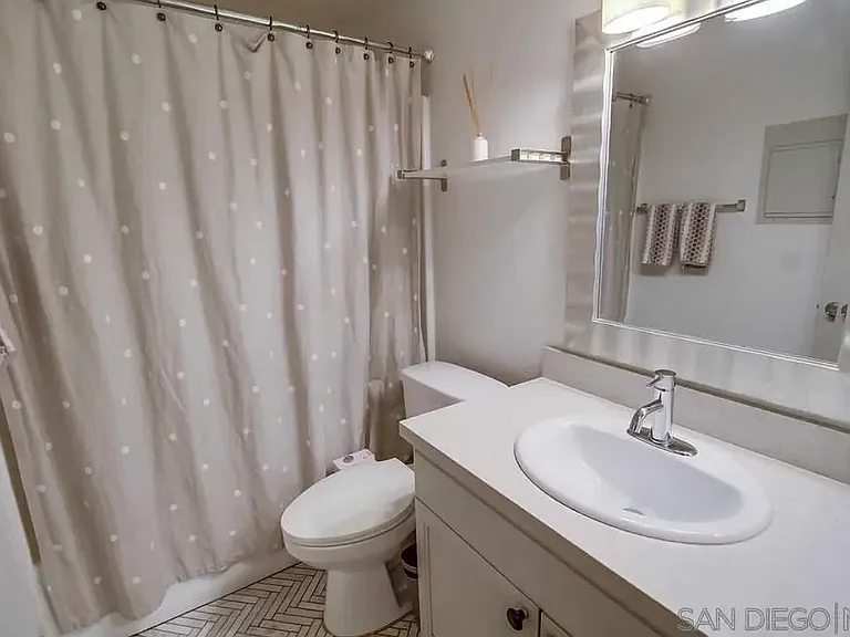 4444 Cherokee Ave — Photo 7