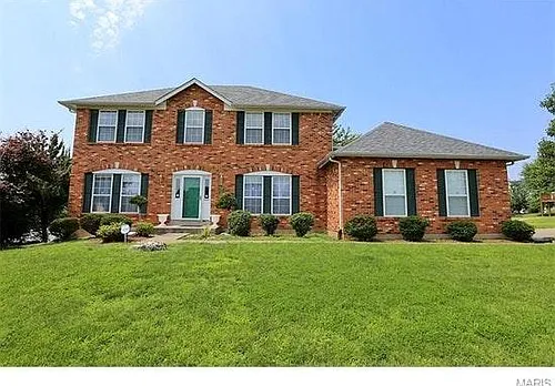 1862 Summitview Dr Photo 1
