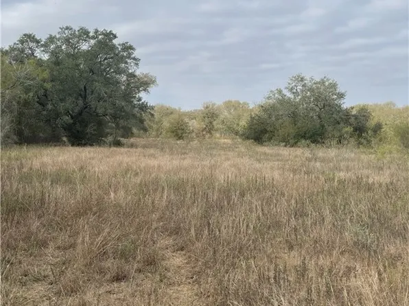 2123 County Road 228, Gonzales, TX 78629