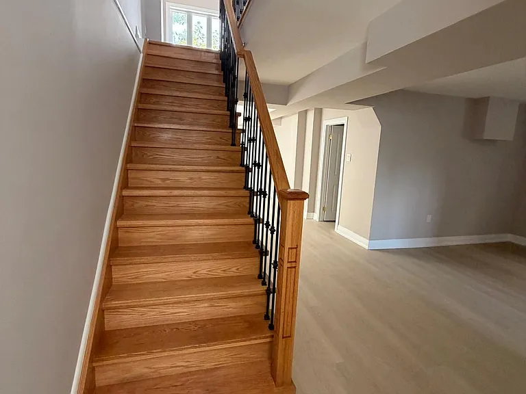 450 Midland Ave — Photo 17
