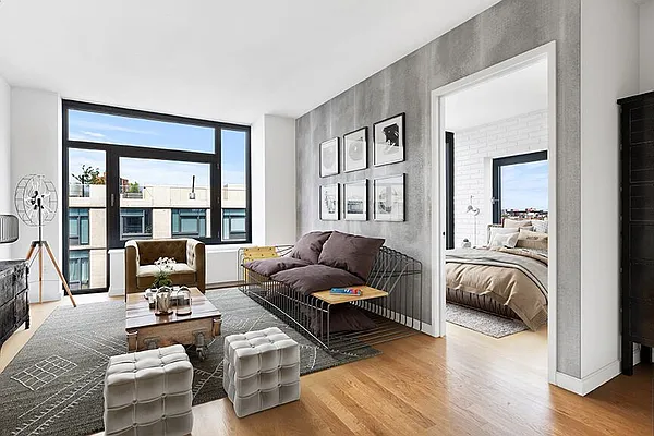 Rented by Greystar | media 15