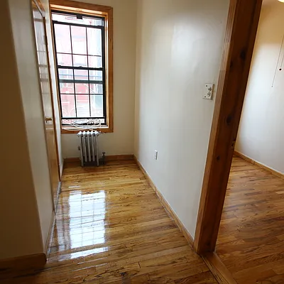 Rented by Nooklyn NYC LLC | media 12