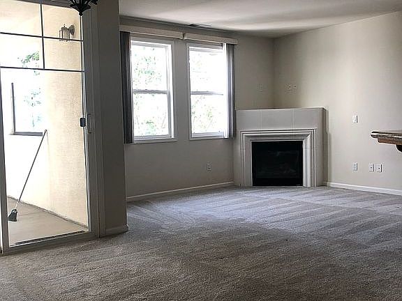 Living/dining room