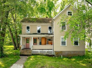 135 W Main St, Walden, NY 12586