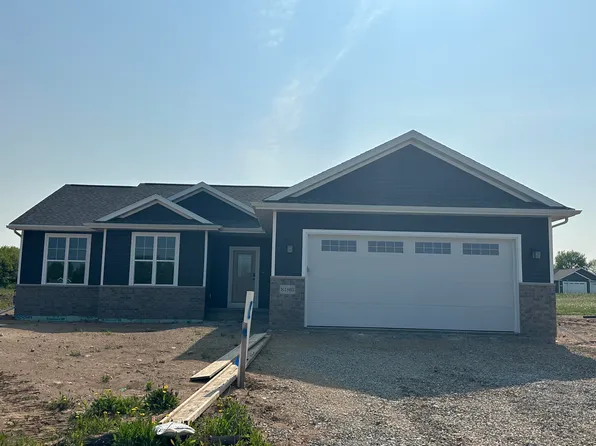 N1862 Schroeder Farm Dr, Greenville, WI 54942