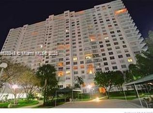 2801 NE 183rd St APT 1914W, Aventura, FL 33160