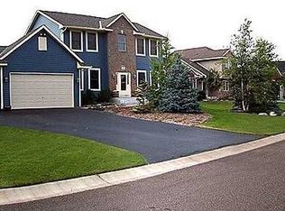 6851 Beaver Pond Way, Hugo, MN 55038