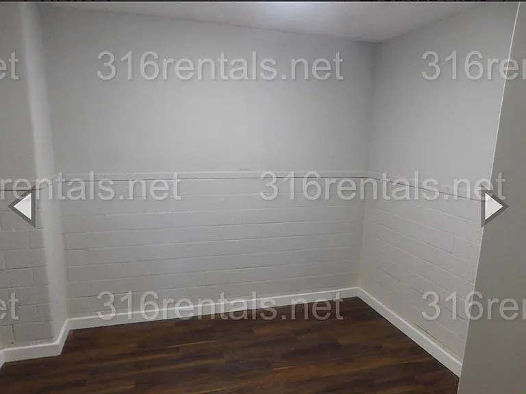 Forest Park Apartments — Photo 24