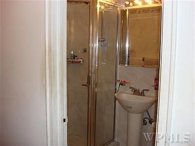 2BR APT. BATH