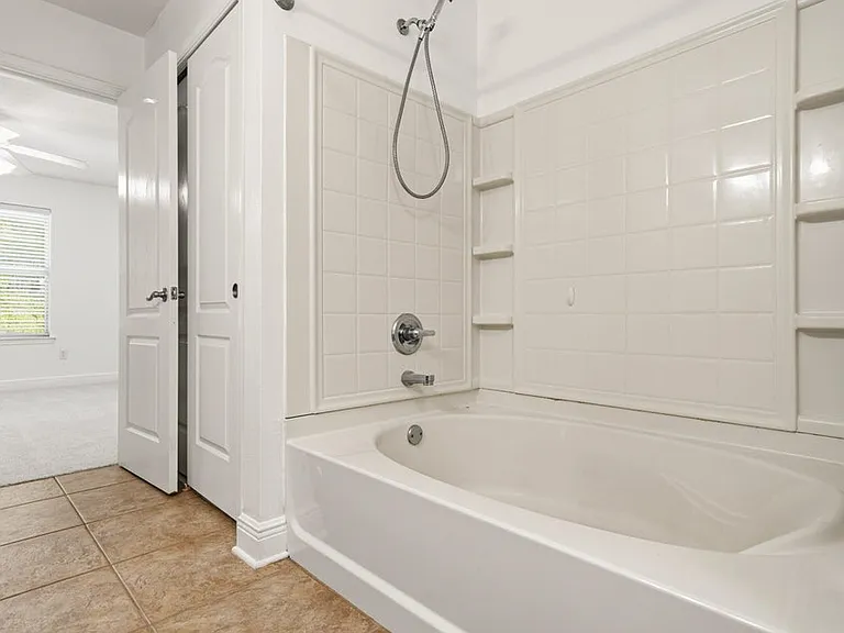 2168 Hadleigh Hills Ct — Photo 31