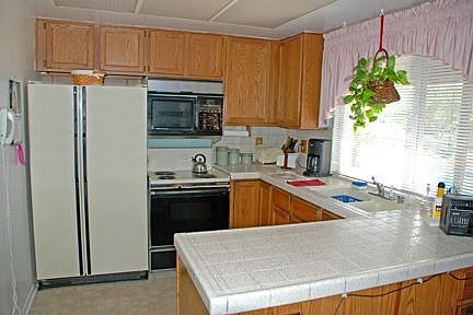 3rd image of 1323 S Concord Ln