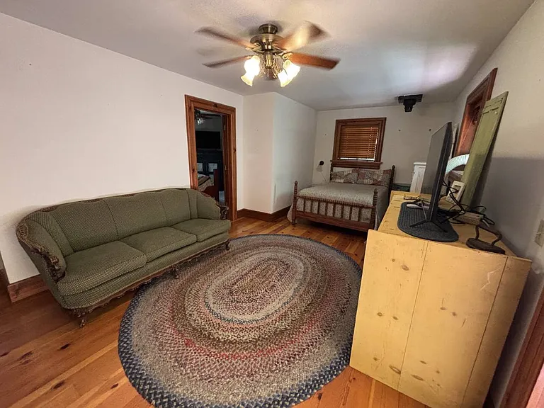 5030 Newtown Rd — Photo 5
